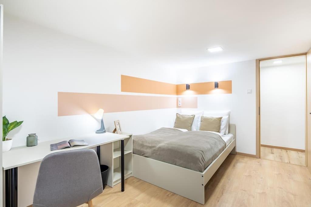 Cityscape Budget Doubledecker B Apartment Budapest
